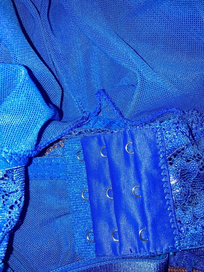 Nuisette transparente bleu - photo numéro 4