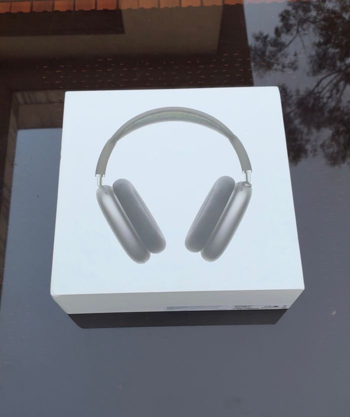 AirPods Max