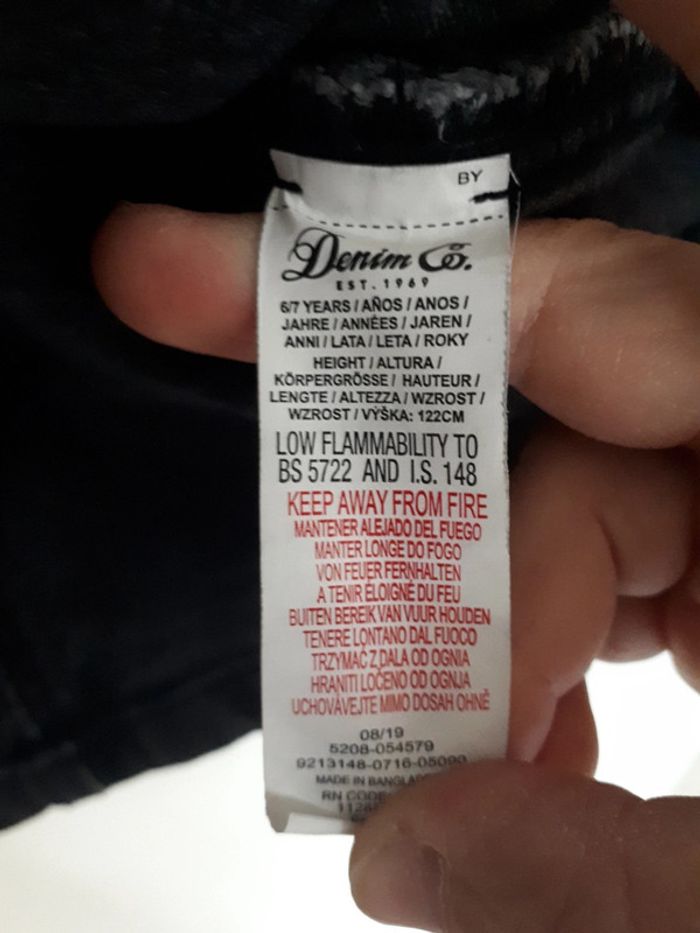 Robe en jeans 6/7 ans - photo numéro 4
