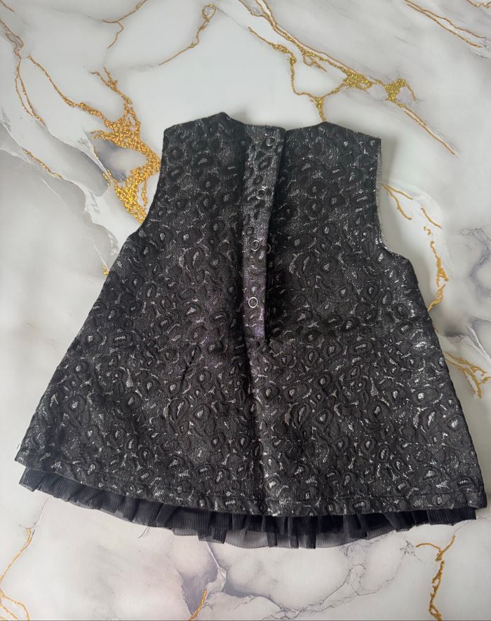 Robe noire à paillettes - photo numéro 2