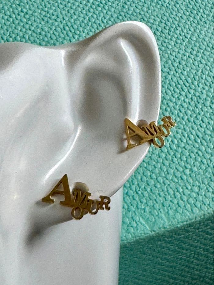 Paire de boucles d’oreilles Amour acier inoxydable or neuve