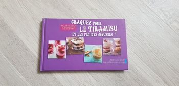 Livre de cuisine spécial tiramisu et mousses