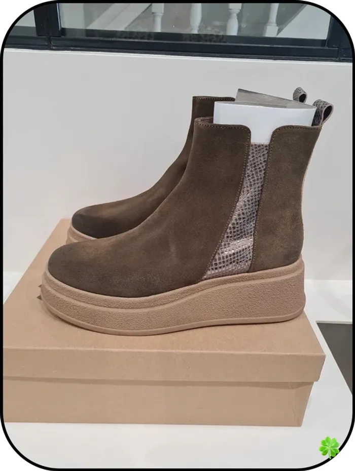 Chaussures Minka taille 40