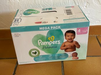 Couches Pampers harmonie taille 4