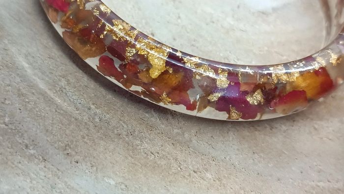 Joli bracelet en résine et feuilles séchées - photo numéro 3