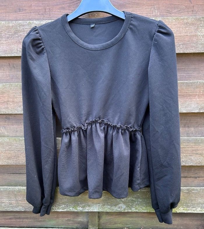 Pull noir