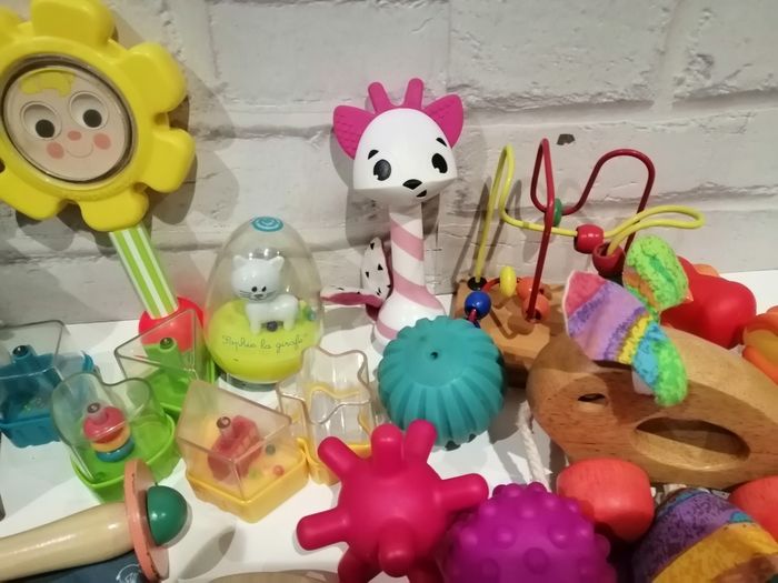 Lot de jouets éveil et manipulation - photo numéro 3