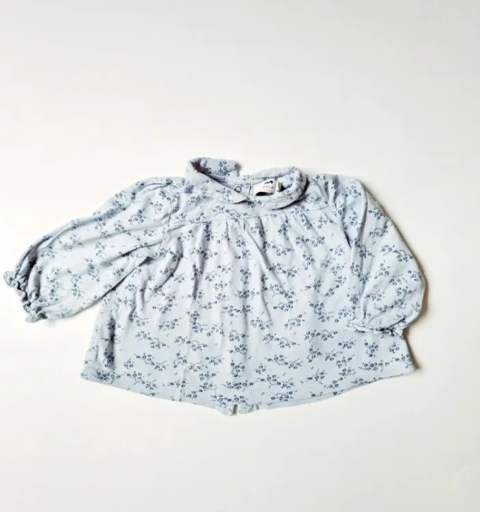 Blouse à col en coton fleurie