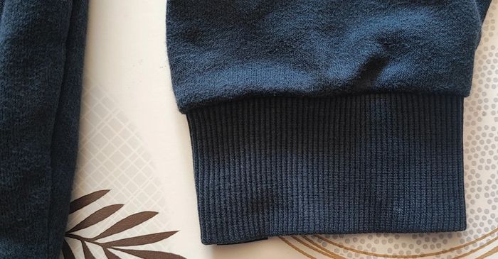 Sweat à capuche ellesse T: S - photo numéro 6