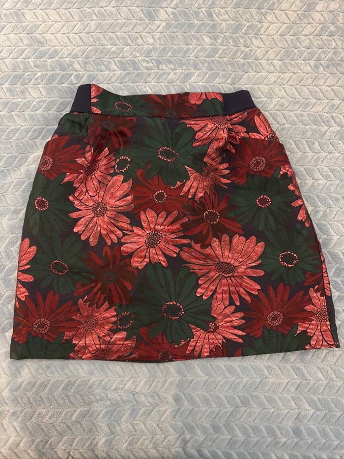 Très belle jupe Naf Naf