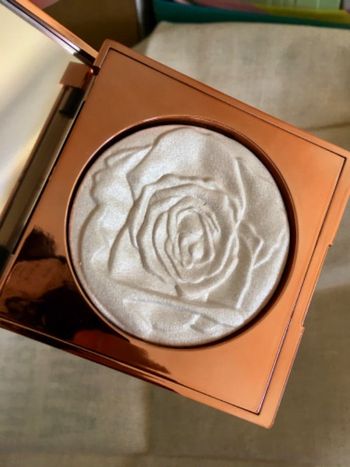 Grand highlighter blanc givré numéro 1 neuf