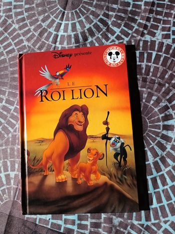 livre le roi lion