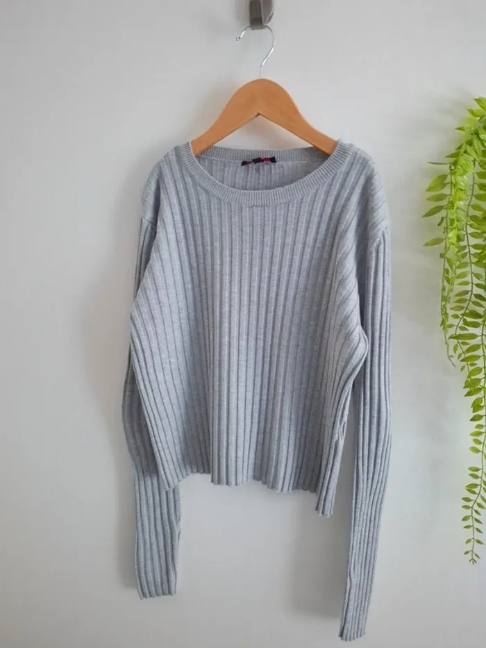 Lot pull femme / Taille S et M - photo numéro 12