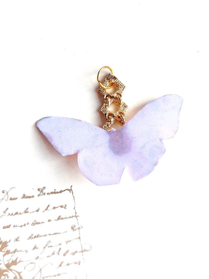 Magnifique pendentif papillon avec strass - photo numéro 4