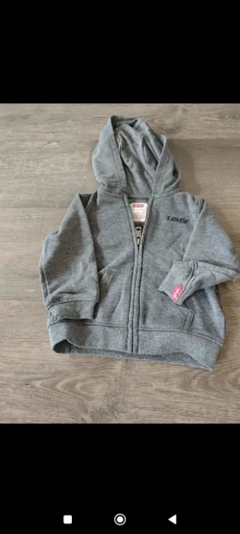 Gilet levis 9 mois