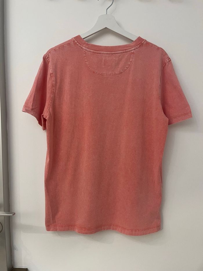 T shirt Guess corail femme Taille XL - photo numéro 7