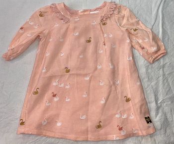 robe Carrément Beau 6 mois valeur 49 euros