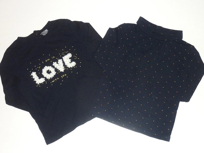 Lot de 2 hauts kiabi 18 mois