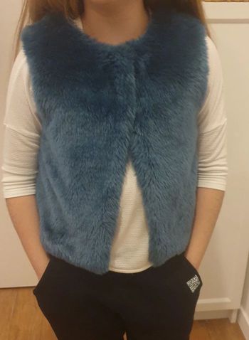 Gilet en fausse fourrure 8 ans