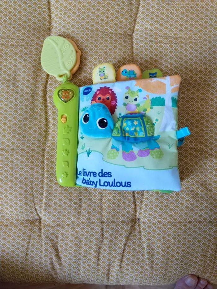Livre d'éveil musical et sensoriel vtech baby loulous