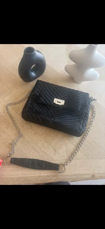 Petit Sac matelassé noir