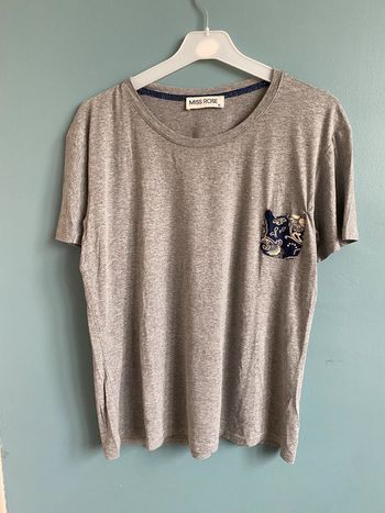 T-shirt miss rose avec petite poche