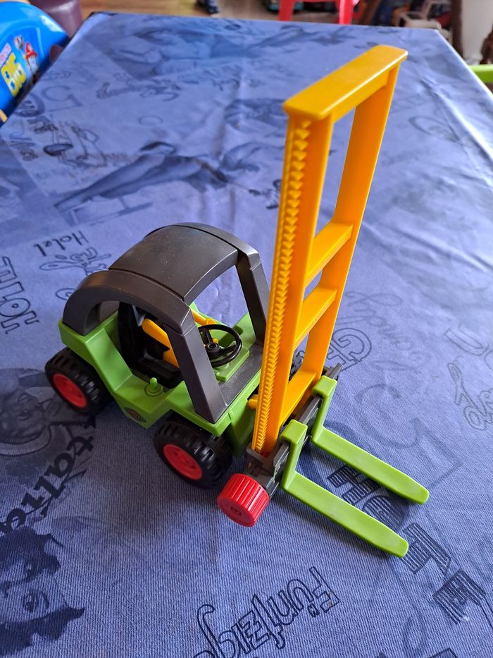 Playmobil 71528 Chariot élévateur - photo numéro 4