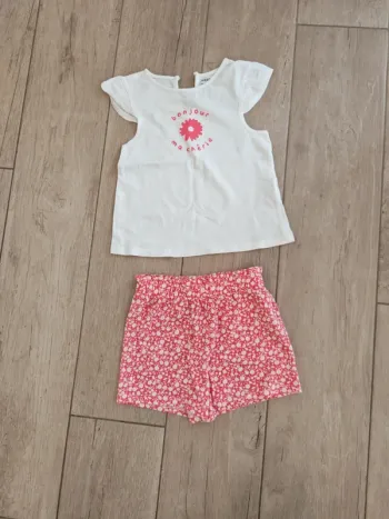 Ensemble d'été short et t-shirt 2 ans