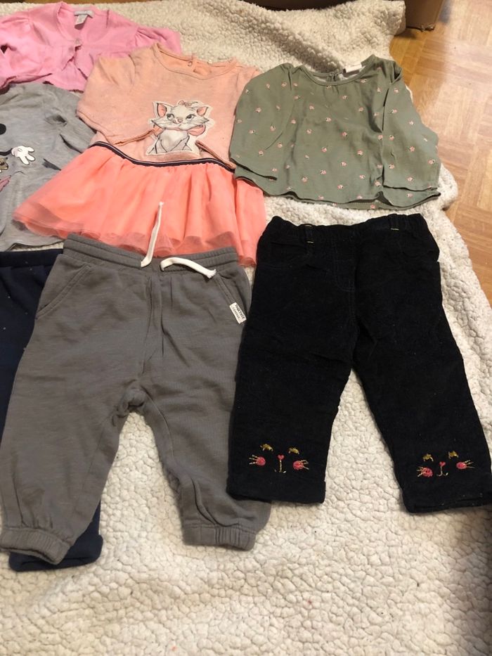 Lot vêtements hiver fille 9 mois - photo numéro 4