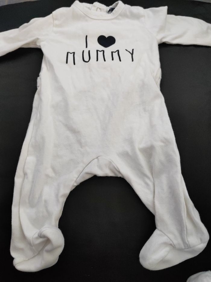 Lot de pyjama 1 mois (kiabi) - photo numéro 4