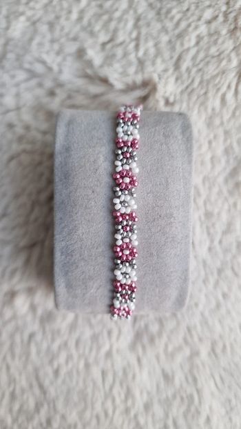 Bracelet en perles rose