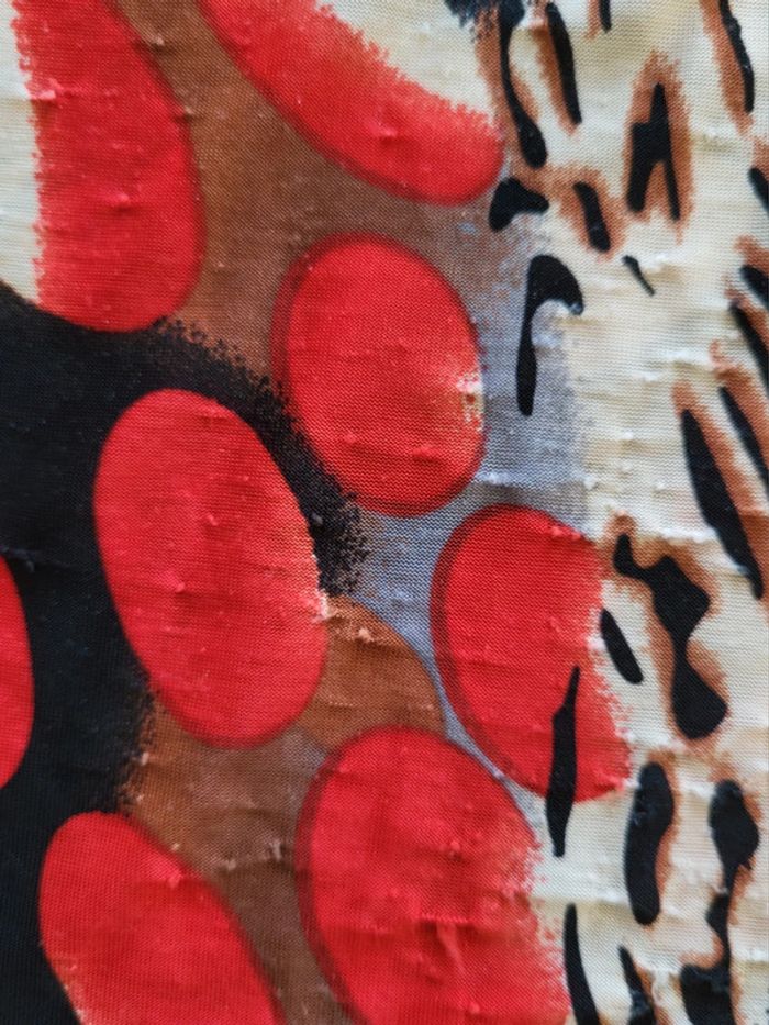 Tunique manches courtes à motifs rouge noir blanc et léopard Hong Hong Taille 46 - photo numéro 17