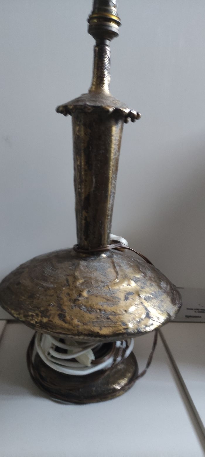 Lampe brutaliste acier doré - photo numéro 2