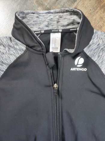 Veste de sport zippé noir et gris artengo 12 ans