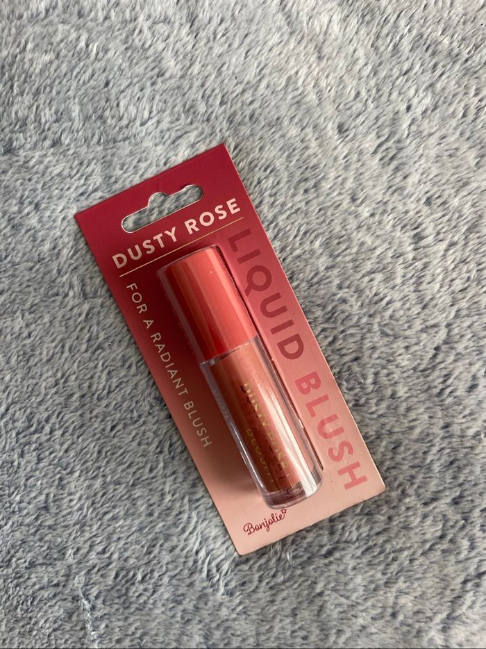 Blush liquide dusty rose
