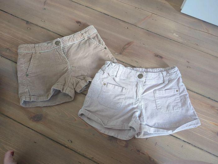 Lot 2 shorts velours cotelé vieux rose pâle et marron taupe 6 ans tao