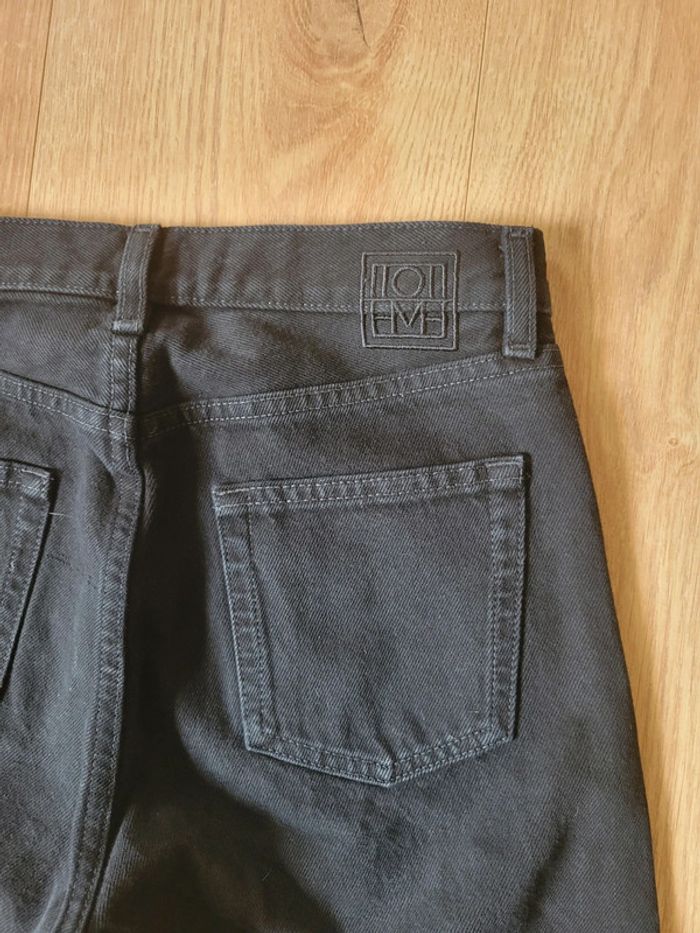 Jean noir Totême - photo numéro 4