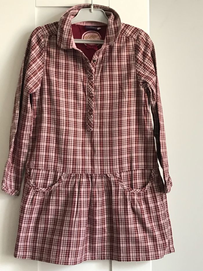 Robe à carreaux