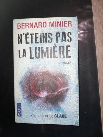 livre poche de Bernard Minier - N'éteins pas la lumière