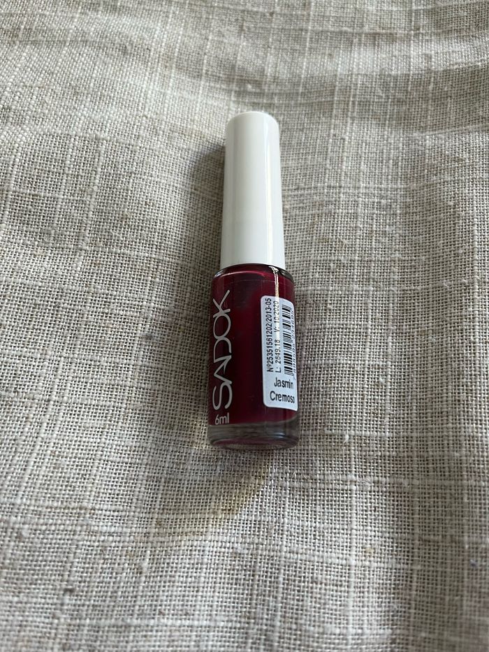 Vernis à ongles neuf - photo numéro 2