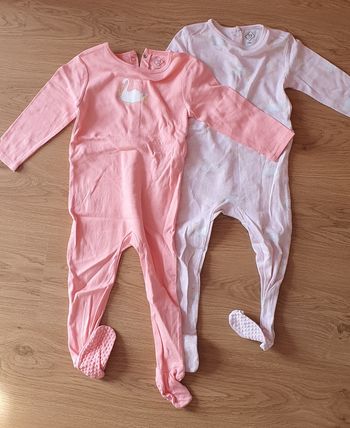 Lot 2 pyjamas