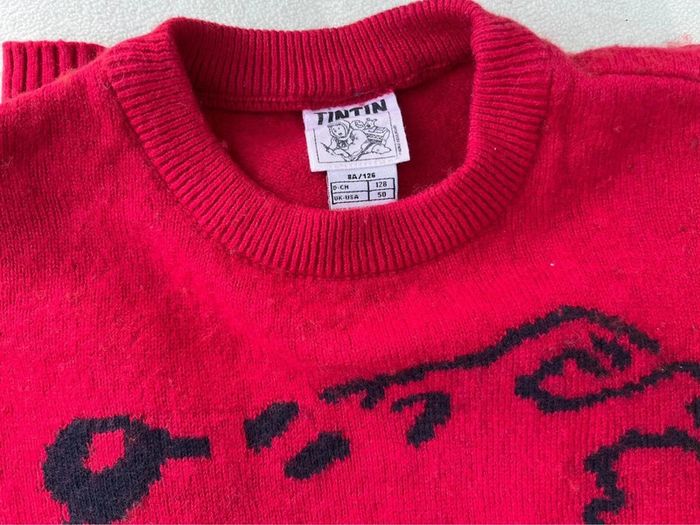 Pull tintin rouge avec la tête de Milou - photo numéro 3