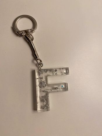 Porte clé lettre F