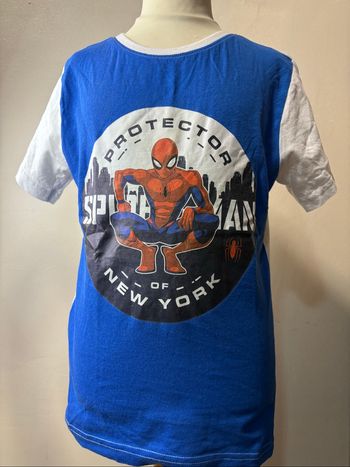 T-shirt garçon taille 134/140