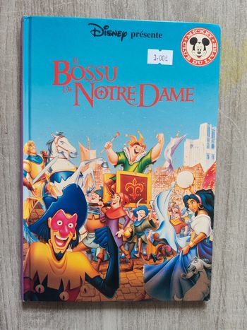 Livre le club du livre Mickey le Bossu de Notre-Dame