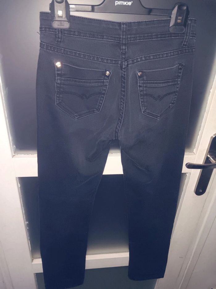 Jean noir taille 36 - photo numéro 2