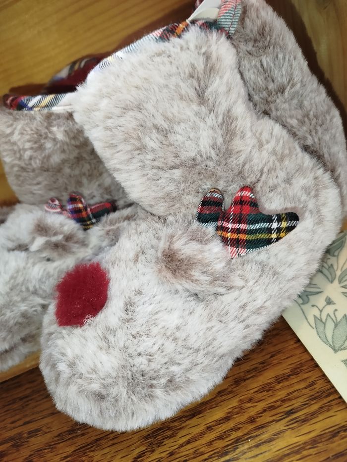 Chaussons fille p.31 - photo numéro 2