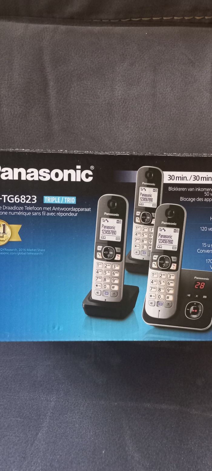 Téléphones fixe par trois - photo numéro 2