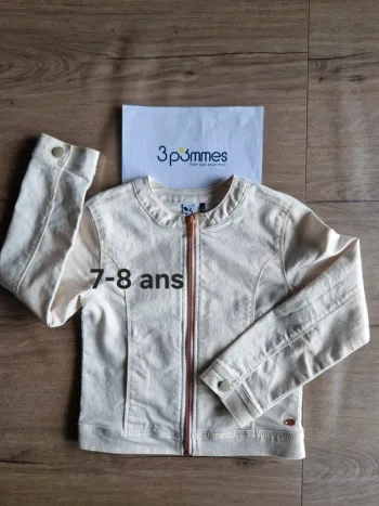 Veste légère 3 pommes 🍎  7-8 ans