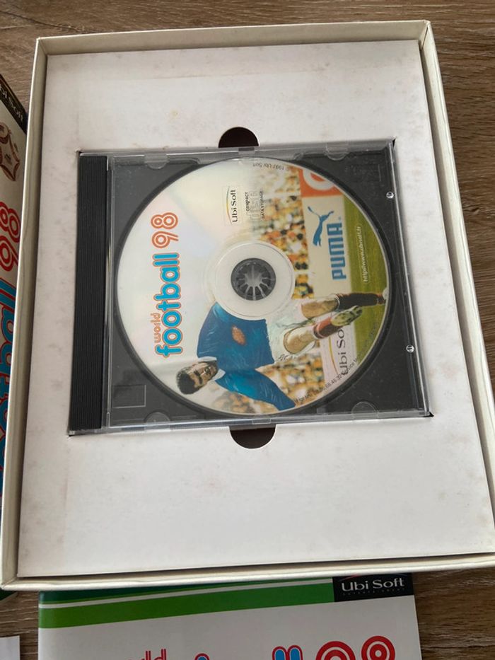 World football 98 pc big box - photo numéro 8